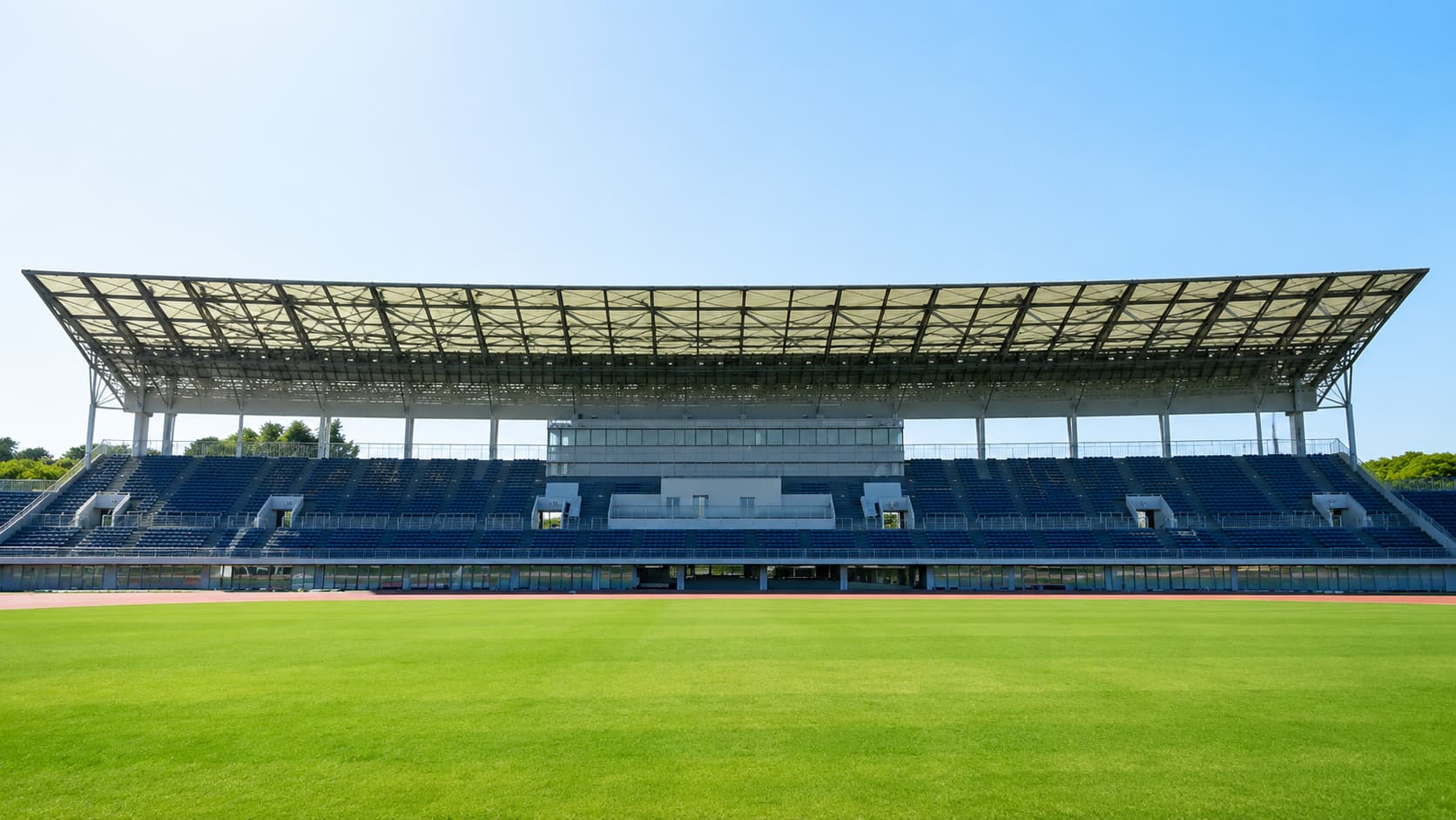 水戸信用金庫スタジアムの座席選びを解説。おすすめ座席やエリア別の特徴、家族・友人・ひとり・カップル観戦での選び方を紹介